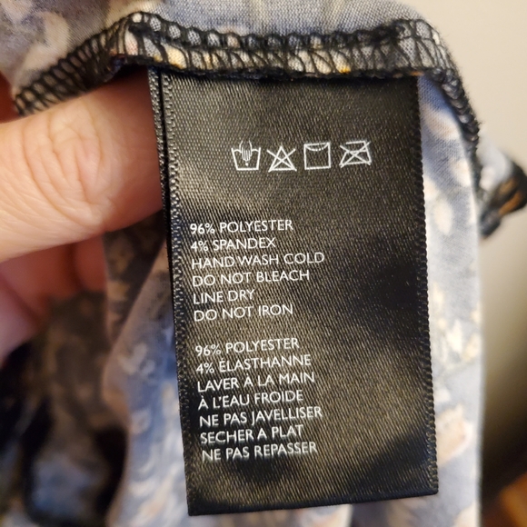 Urban Outfitters Julia Tiered Ruffle Mini Dress Size s/p black floral - Picture 6 of 8